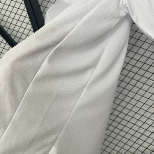 Camiseta Blanca Valencia CF 2025-2026 lateral