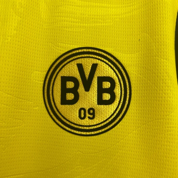 Camiseta Borussia Dortmund Amarillo 2025-2026 escudo