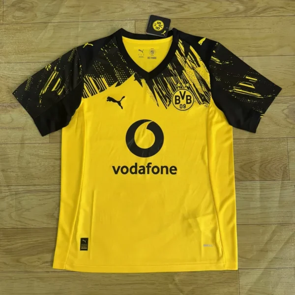 Camiseta Borussia Dortmund Guirassy 2025-2026