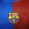 Camiseta FC Barcelona azul-rojo 2025-2026 escudo