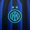 Camiseta Inter Milan Lautaro 2025-2026 escudo