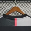Camiseta Juventus Ronaldo 2019-2020 cuello anterior