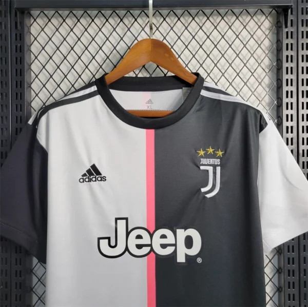 Camiseta Juventus Ronaldo 2019-2020 cuello redondo