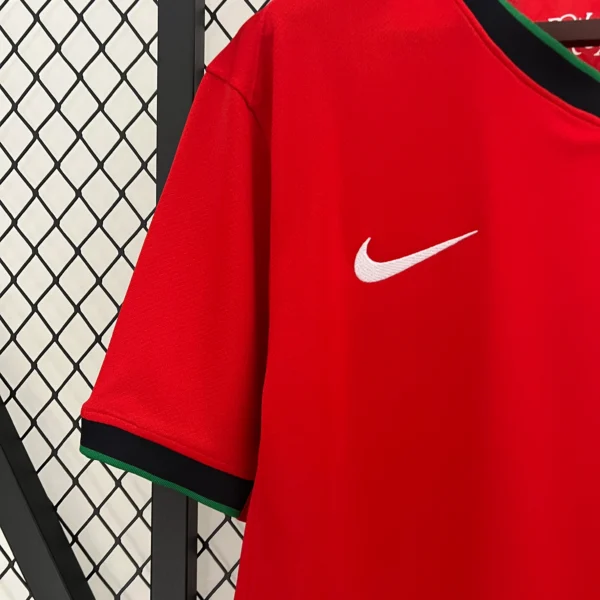 Camiseta Portugal Ronaldo 2024-2025 loho
