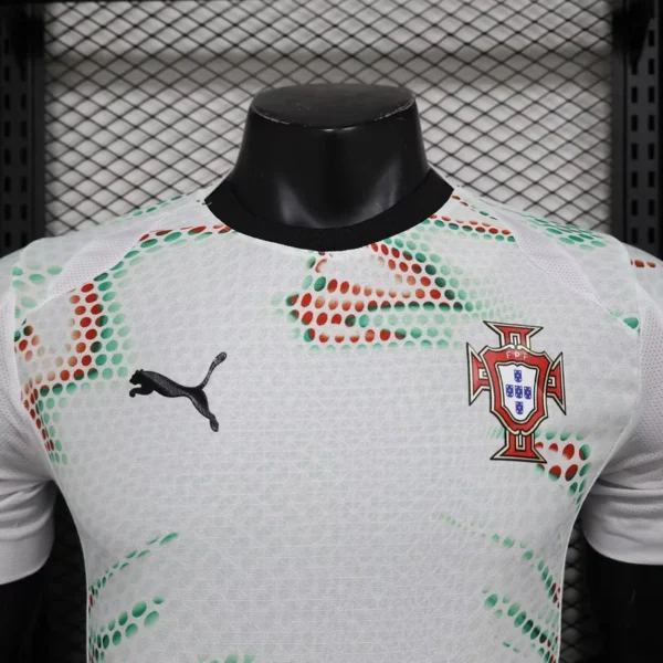 Camiseta Portugal blanca 2025 cuello