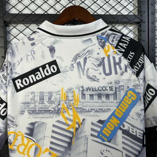 Camiseta Real Madrid 2025-2026 Historia cuello anterior