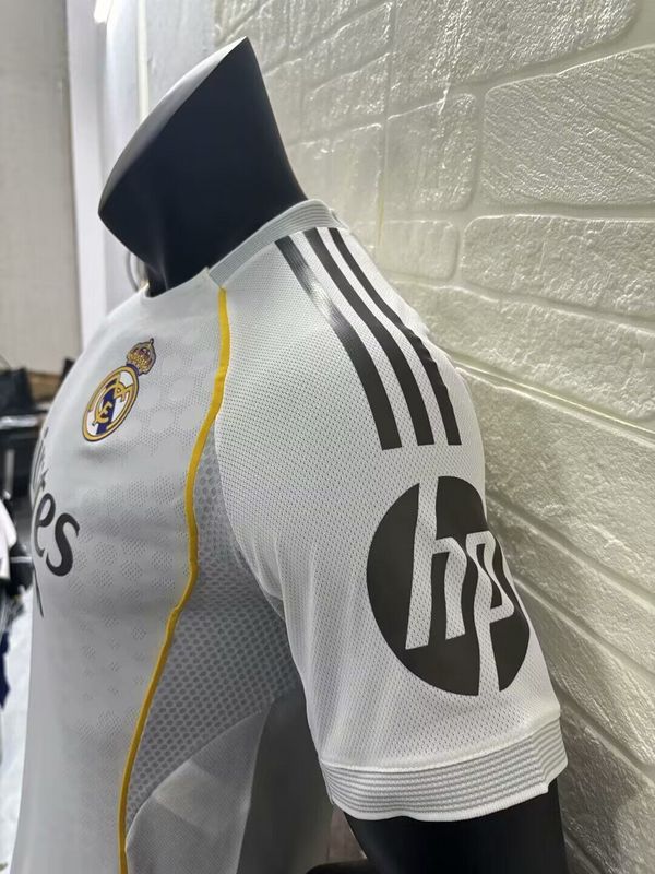 Camiseta Real Madrid 2025-2026 Mbappe manga