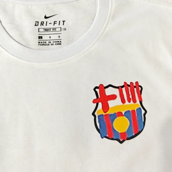 Camiseta casual FC Barcelona blanca 2025-2026 escudo