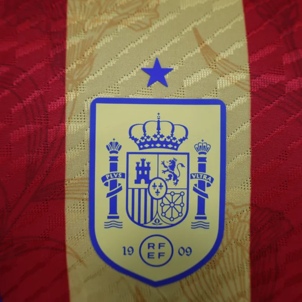 Camiseta entrenamiento España 2024 azul escudo