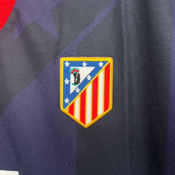 Camiseta retro Atletico Madrid Azul 1995-1996 escudo