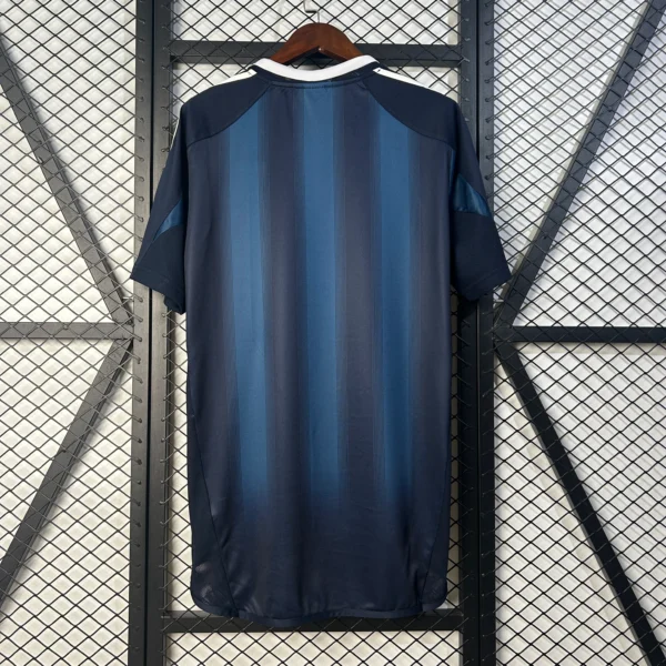 Camiseta retro Newcastle United 2005-2006 Azul dorsal