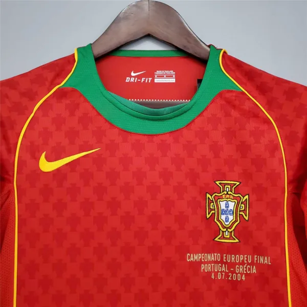 Camiseta retro Portugal Ronaldo Euro 2004 cuello