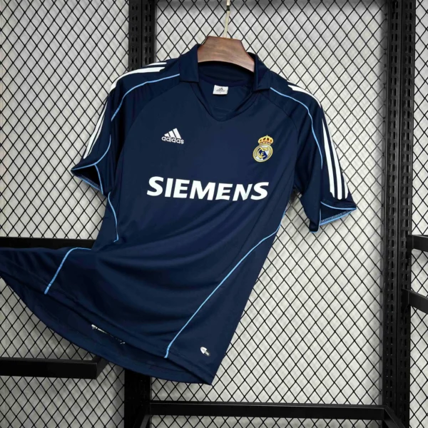 Camiseta retro Real Madrid Azul 2005-2006-1