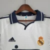 Camiseta retro Real Madrid Raúl 2000-2001 cuello