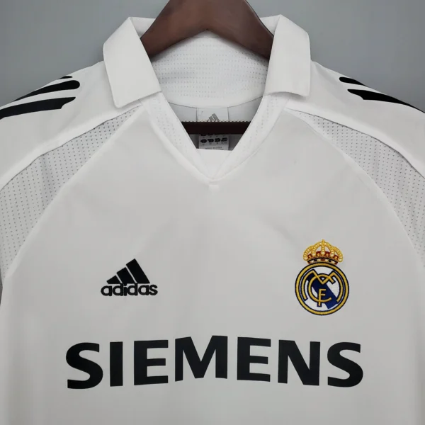 Camiseta retro Real Madrid Raúl 2005-2006 blanco cuello