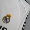 Camiseta retro Real Madrid Raúl 2005-2006 blanco escudo