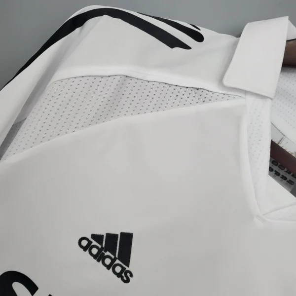 Camiseta retro Real Madrid Raúl 2005-2006 blanco logo