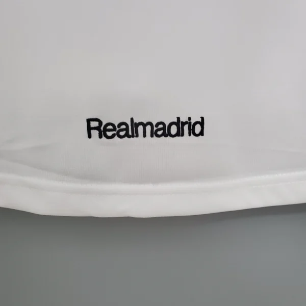 Camiseta retro Real Madrid Raúl 2005-2006 blanco real madrid