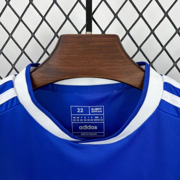 Conjunto Real Madrid niño 2025-2026 Azul cuello