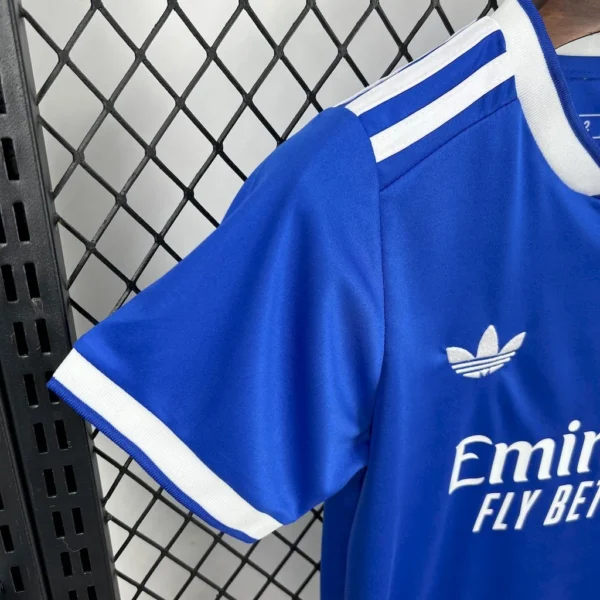 Conjunto Real Madrid niño 2025-2026 Azul manga
