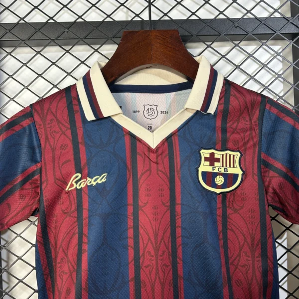 Conjunto niño FC Barcelona 125 aniversario 2025-2026 cuello