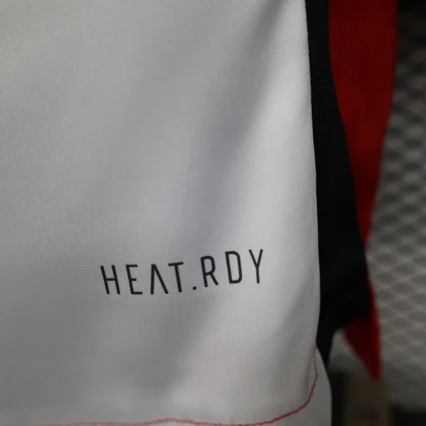 Nueva Camiseta River Plate 2025-2026 material