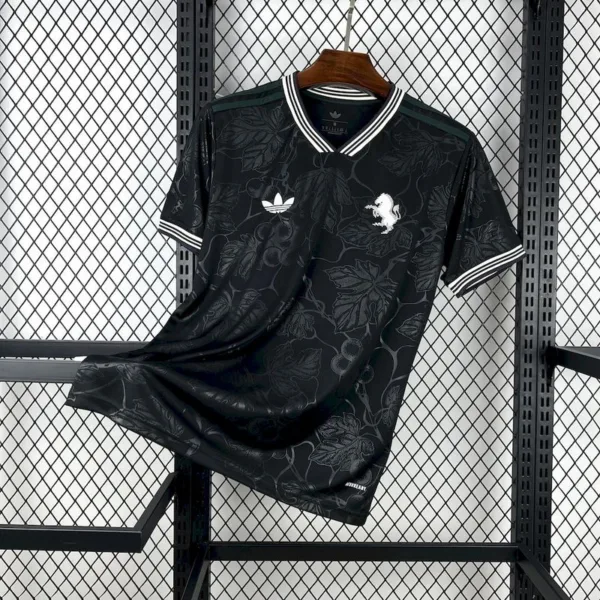 Nueva camiseta Juventus negra 2025-2026