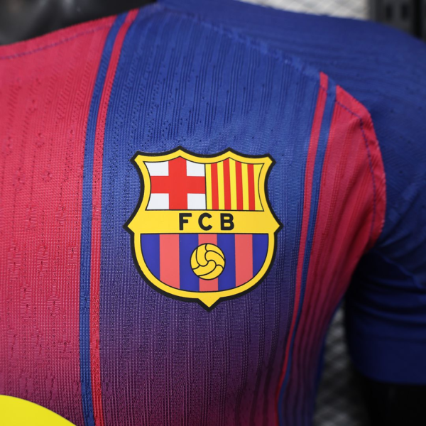Camiseta FC Barcelona Yamal 2025-2026 escudo
