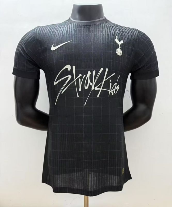 Camiseta negra Tottenham x SXVAVKIDS 2025-2026