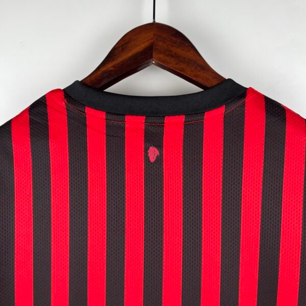 Camiseta retro AC Milan 2019-2020 cuello posterior