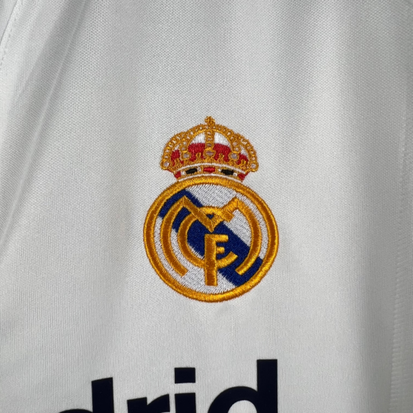 Camiseta retro Real Madrid Blanca 2001-2002 escudo