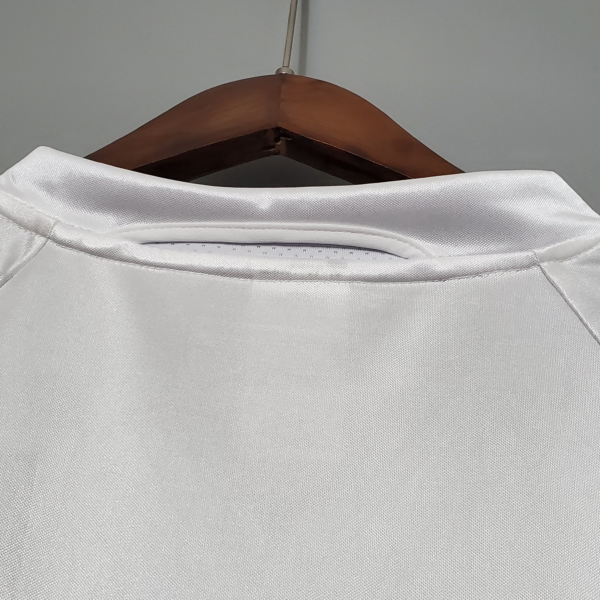 Camiseta retro Real Madrid Zidane 2004-2005 cuello anterior