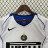 Camiseta retro blanca Inter Milan 2004-2005 cuello