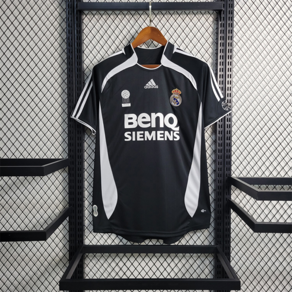 Camiseta retro negra Real Madrid 2006-2007