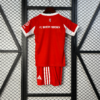 Conjunto niño Bayern Munich roja 2025-2026 dorsal