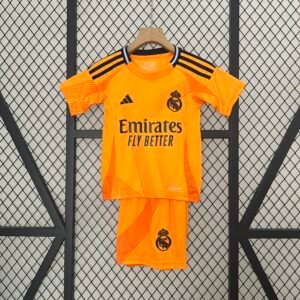 Conjunto niño naranja Real Madrid 2024-2025
