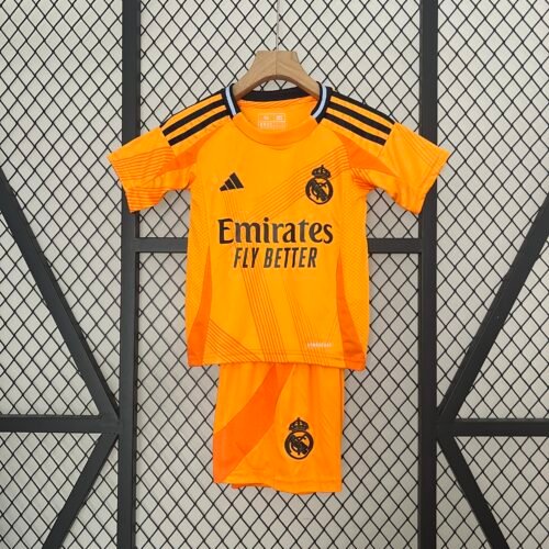 Conjunto niño naranja Real Madrid 2024-2025