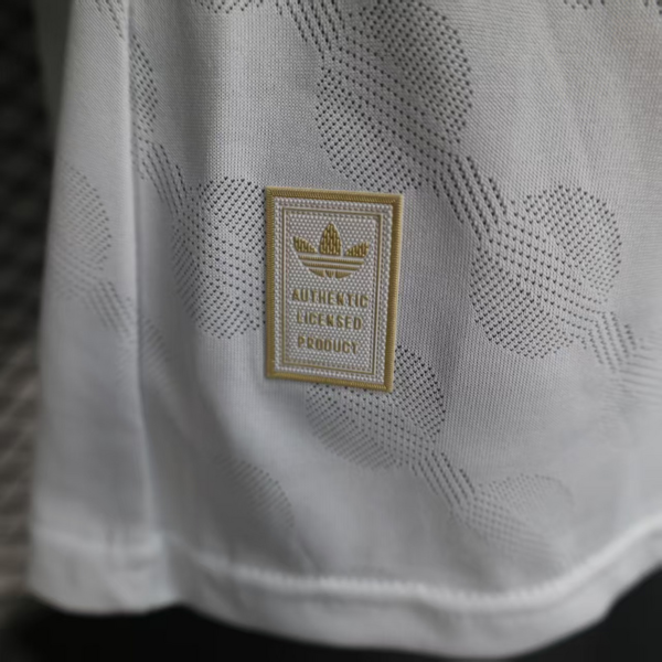 Camiseta Blanca Real Madrid 2025-2026 etiqueta