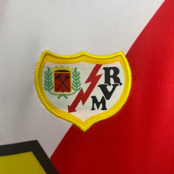Camiseta Retro Rayo Vallecano 2001-2002 escudo