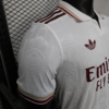 Camiseta blanca Arsenal 2025-2026 manga-1