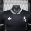 Camiseta negra Juventus 2025-2026 cuello