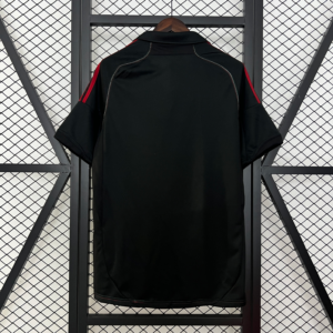 Camiseta retro negra AC Milan 2012-2013 dorsal