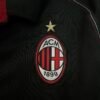 Camiseta retro negra AC Milan 2012-2013 escudo