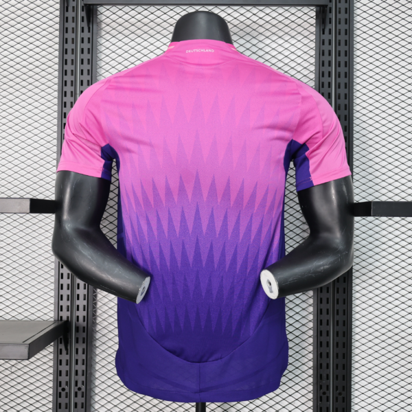 Camiseta rosa Alemania 2024-2025 dorsal