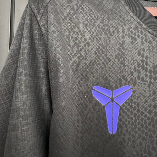 Camiseta FC Barcelona pre-partido 2025-2026 logo