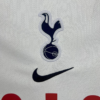 Camiseta blanca Tottenham 2025-2026 escudo