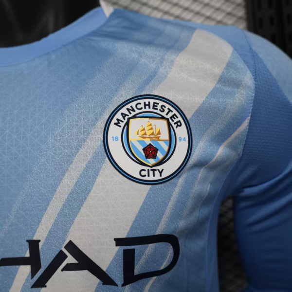 Camiseta manga larga Manchester City 2025-2026 escudo