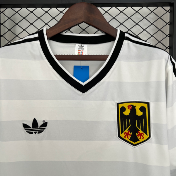 Camiseta retro blanca Alemania 1984 cuello