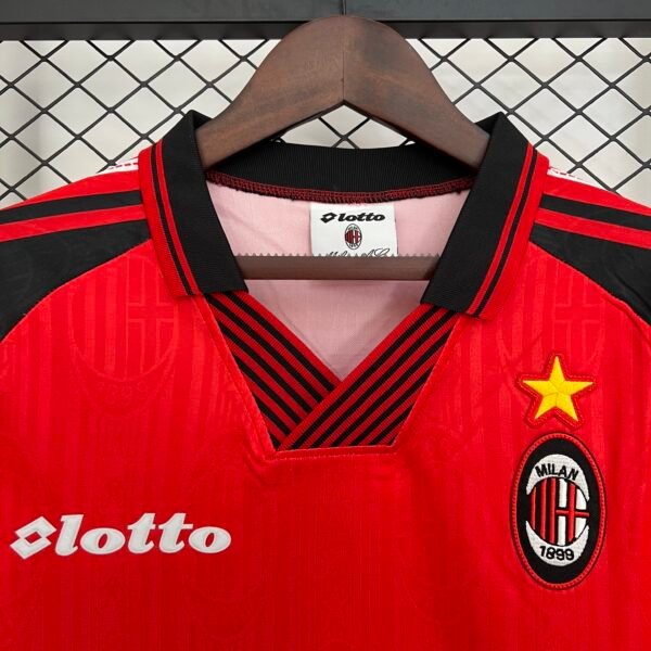 Camiseta retro roja AC Milan 1997-1998 cuello