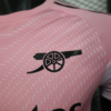 Camiseta rosa Arsenal 2025-2026 escudo